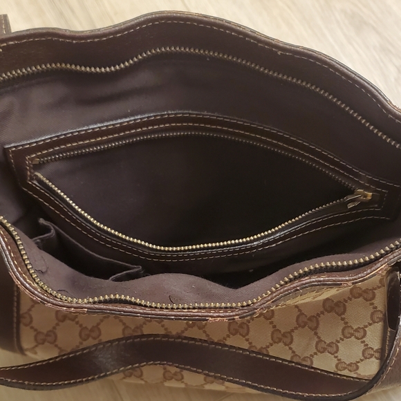 Gucci purse - Picture 11 of 13